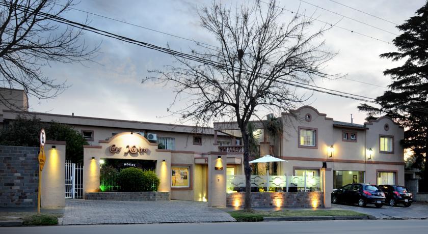 Casa Nostra Hotel 비야카를로스파스 외부 사진